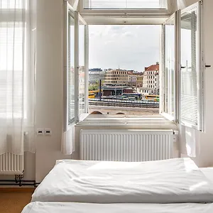https://hostel-florenc.praguehotelsweb.com